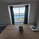 Sea View Penthouse Flat 6 With Fast Wifi And Free Parking Apartment