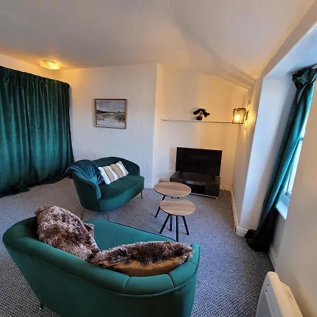Sea View Penthouse Flat 6 With Fast Wifi And Free Parking * Скарборо