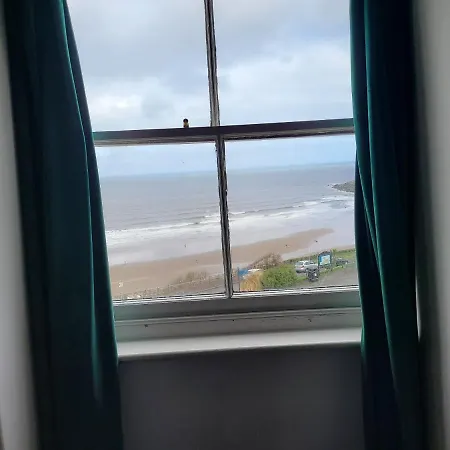 Sea View Penthouse Flat 6 With Fast Wifi And Free Parking * 스카버러